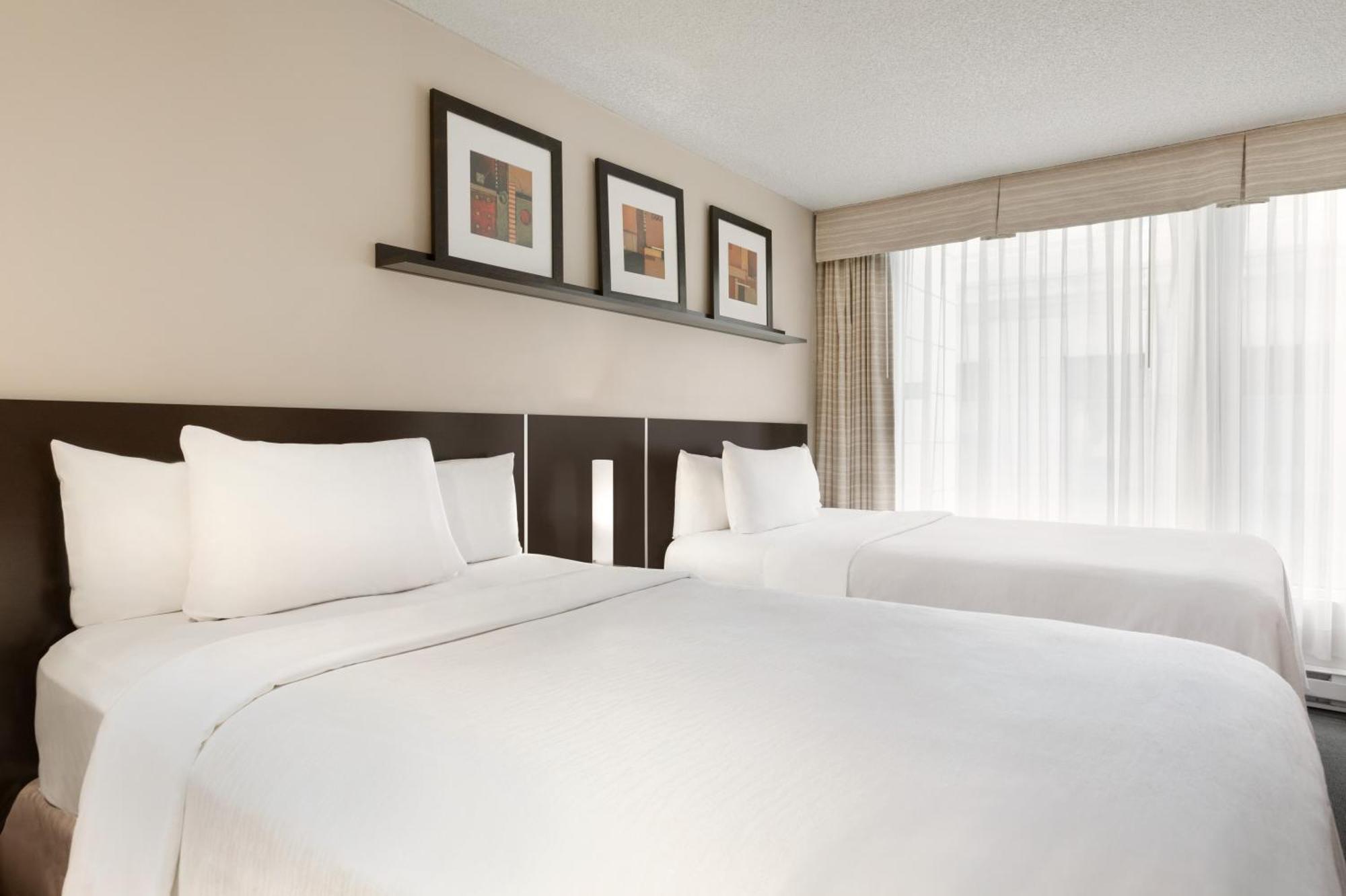 Embassy Suites By Hilton - Montreal Ngoại thất bức ảnh