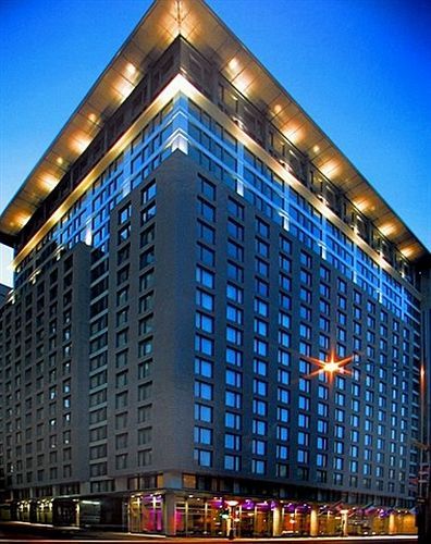 Embassy Suites By Hilton - Montreal Ngoại thất bức ảnh